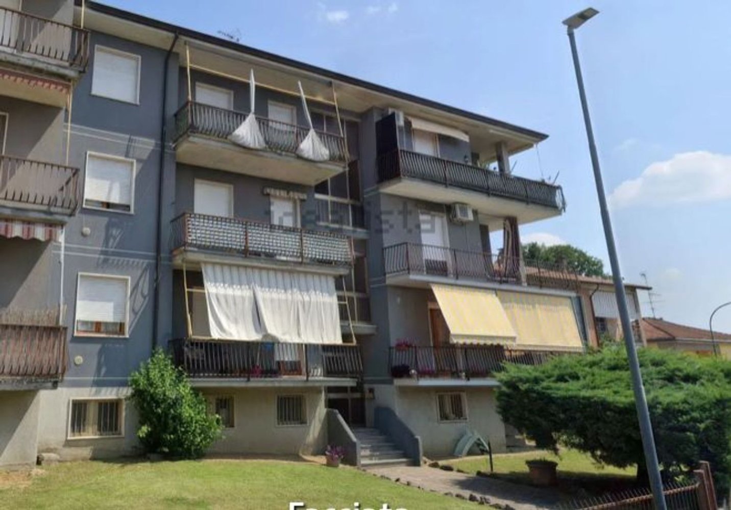 Apartamento T5 em Castel San Giovanni, Italy N.º 325550