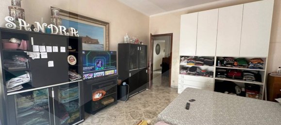 Apartamento de 5 habitaciónes en Bari, Italy No. 29102 16