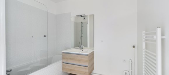 2 Schlafzimmer Wohnung in Clamart, France, Nr. 168973 7