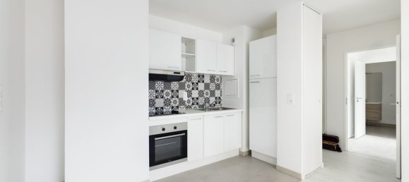 2 Schlafzimmer Wohnung in Clamart, France, Nr. 168973 3