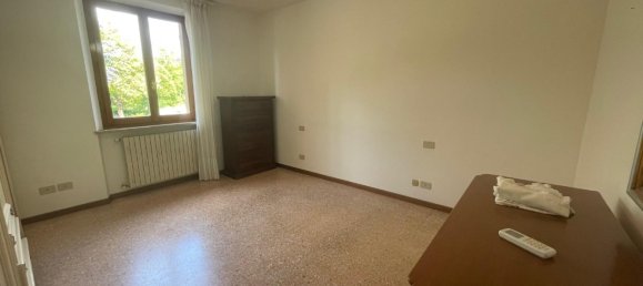 4 rooms House in Colle di Val d'Elsa, Italy No. 378509 16