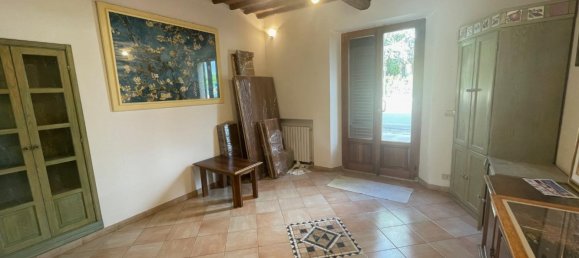 4 rooms House in Colle di Val d'Elsa, Italy No. 378509 6