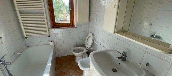 4 rooms House in Colle di Val d'Elsa, Italy No. 378509 14