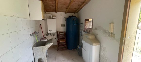 4 rooms House in Colle di Val d'Elsa, Italy No. 378509 20