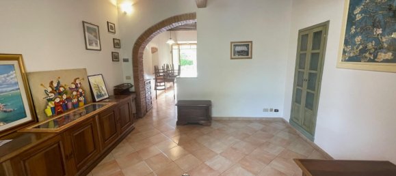 4 rooms House in Colle di Val d'Elsa, Italy No. 378509 8