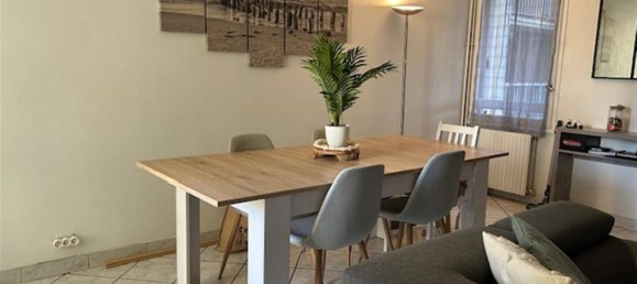 Apartamento de 2 dormitorios en Roissy-en-Brie, France No. 174494 3