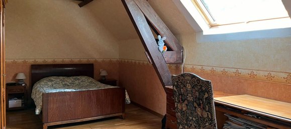 3 Schlafzimmer Haus in Saint-Amand-Montrond, France, Nr. 260159 10