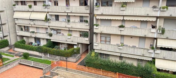 2 bedrooms Apartment in Seriate, Italy No. 370106 5