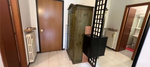 2 bedrooms Apartment in Seriate, Italy No. 370106 3