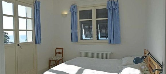 5 bedrooms Villa in Sanremo, Italy No. 99 4