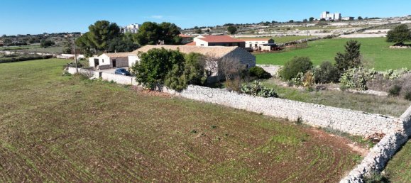 Дом с 4 комнатами в Модика, Италия № 236482 16