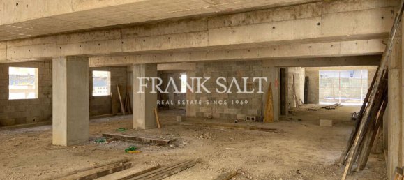 Квартира с 3 спальнями в Сан-Пауль-иль-Бахар, Мальта № 1542 6