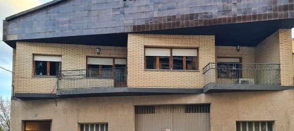 3 غرف نوم منزل في Chartered Community of Navarre, Spain رقم 125130 47