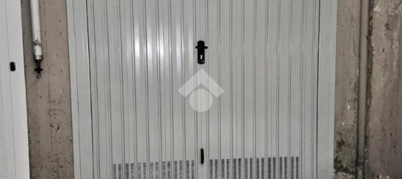 1 room Garage in Milan, Italy No. 246436 2