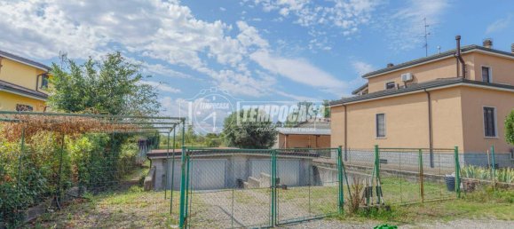 2 bedrooms House in Calendasco, Italy No. 333131 16