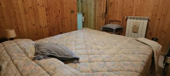 3 bedrooms Apartment in Taverna, Italy No. 297644 5