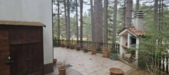 3 bedrooms Apartment in Taverna, Italy No. 297644 2