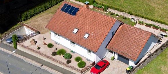 7 rooms Townhouse in Kronach, Germany No. 262891 2