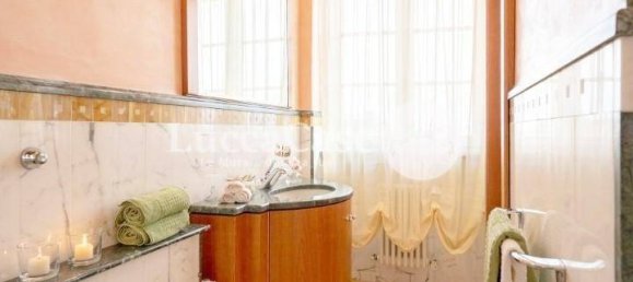 Villa de 10 dormitorios en Montecarlo, Italy No. 51017 30