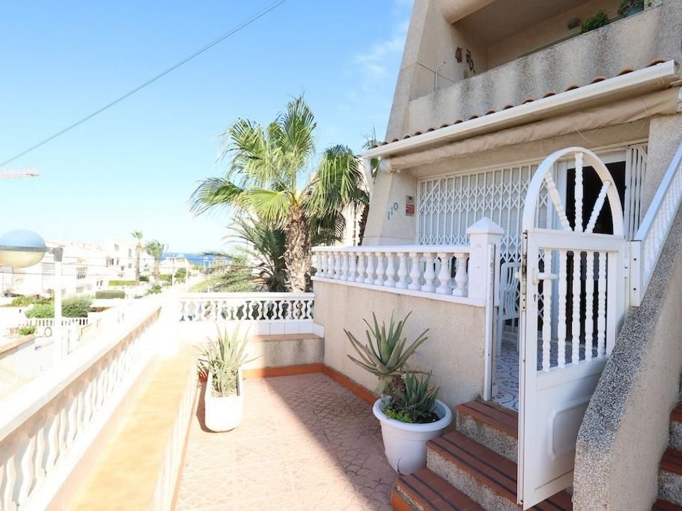 1 bedroom Apartment in Torrevieja, Spain No. 275836