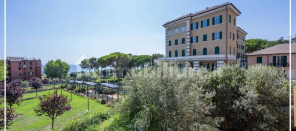 3 bedrooms Apartment in Genoa, Italy No. 352419 2