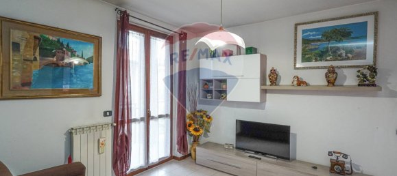 2 bedrooms Apartment in Verdello, Italy No. 277696 2