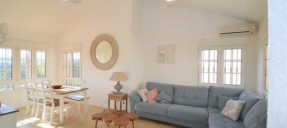 3 bedrooms Villa in Villamartin, Spain No. 547 6