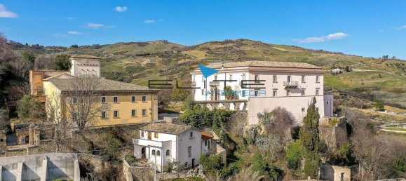 10غرفة قلاع في Torre de' Passeri, Italy رقم 69461 2