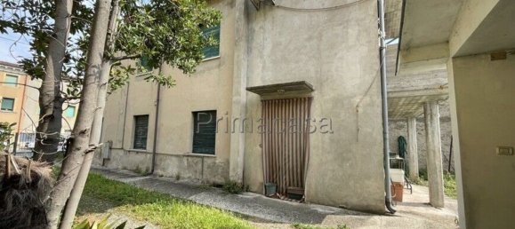 6 rooms House in Villafranca di Verona, Italy No. 271154 3