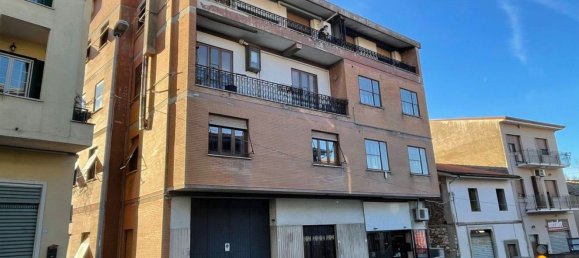 5 rooms Apartment in Ferentino, Italy No. 167815 11
