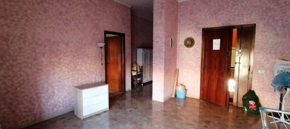 5 rooms Apartment in Ferentino, Italy No. 167815 2