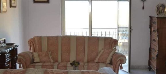 Casa de 6 habitaciónes en Messina, Italy No. 84553 7