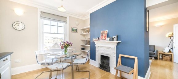 2 bedrooms Apartment in London, United Kingdom No. 12762 4