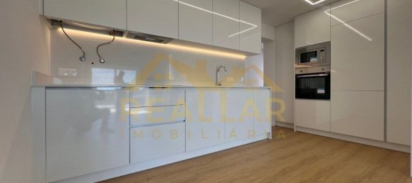 Дом с 3 спальнями в Повуа ди Варзин, Португалия № 24615 2