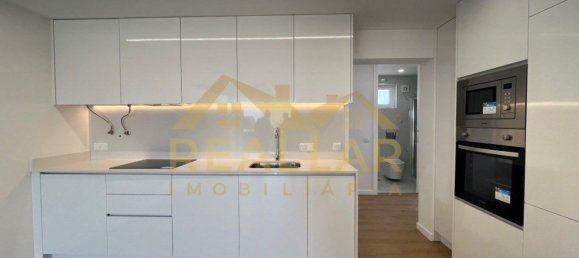 Дом с 3 спальнями в Повуа ди Варзин, Португалия № 24615 3