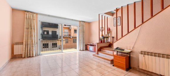 Moradia em banda T4 em El Vendrell, Spain N.º 167293 2