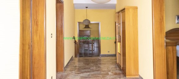 Villa de 5 habitaciónes en Quarto d'Altino, Italy No. 14944 11