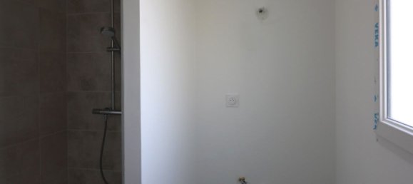 4 bedrooms House in Saint-Georges-du-Bois, France No. 113234 7