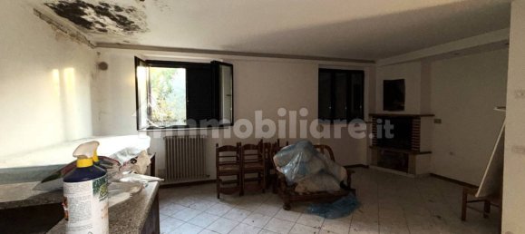 5 غرف نوم منزل في Tuoro sul Trasimeno, Italy رقم 178492 3