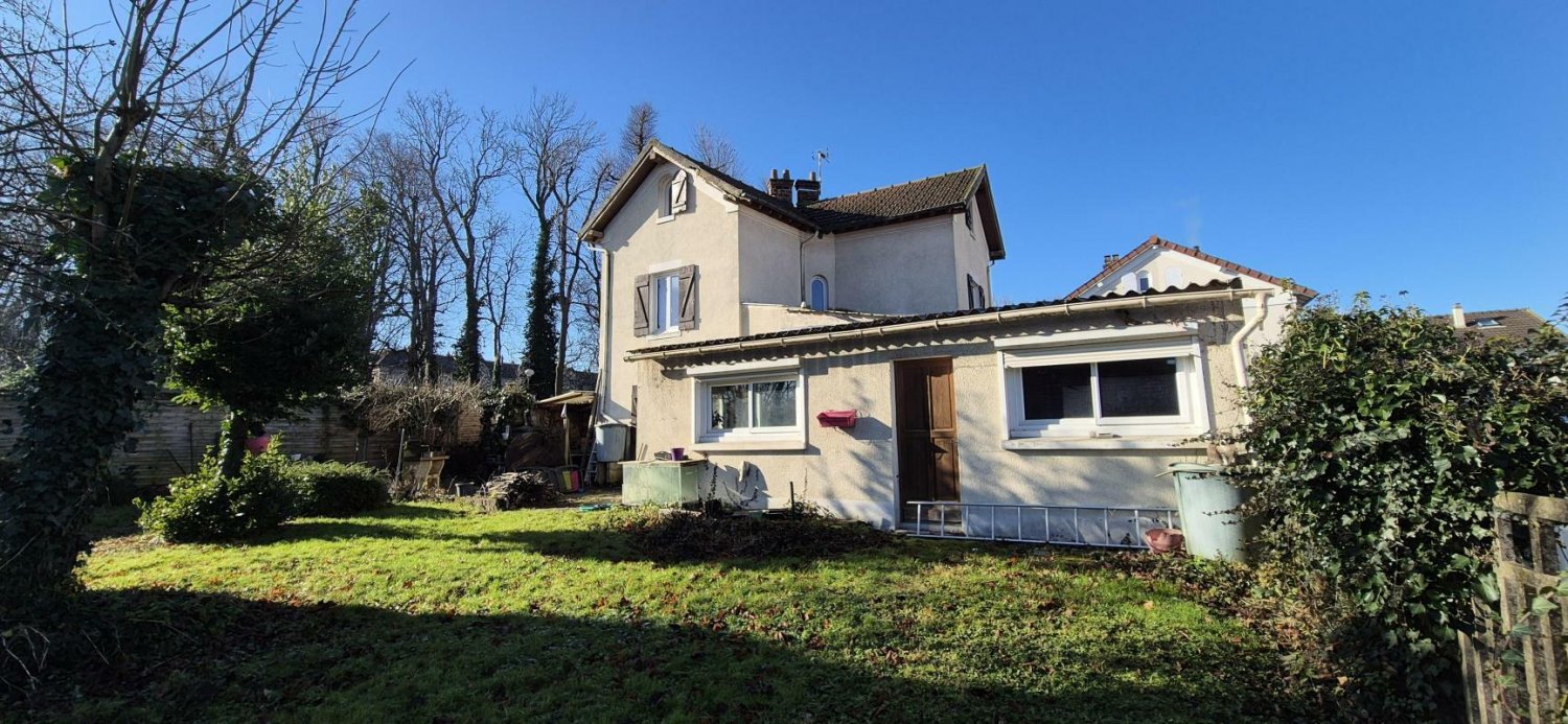 5 غرف نوم منزل في Noisiel, France رقم 345284