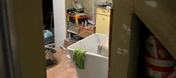 100m² Commercial property in Bologna, Italy No. 63120 16