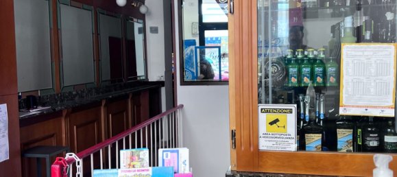 100m² Commercial property in Bologna, Italy No. 63120 4