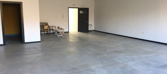 105m² Office in Zanè, Italy No. 126265 3