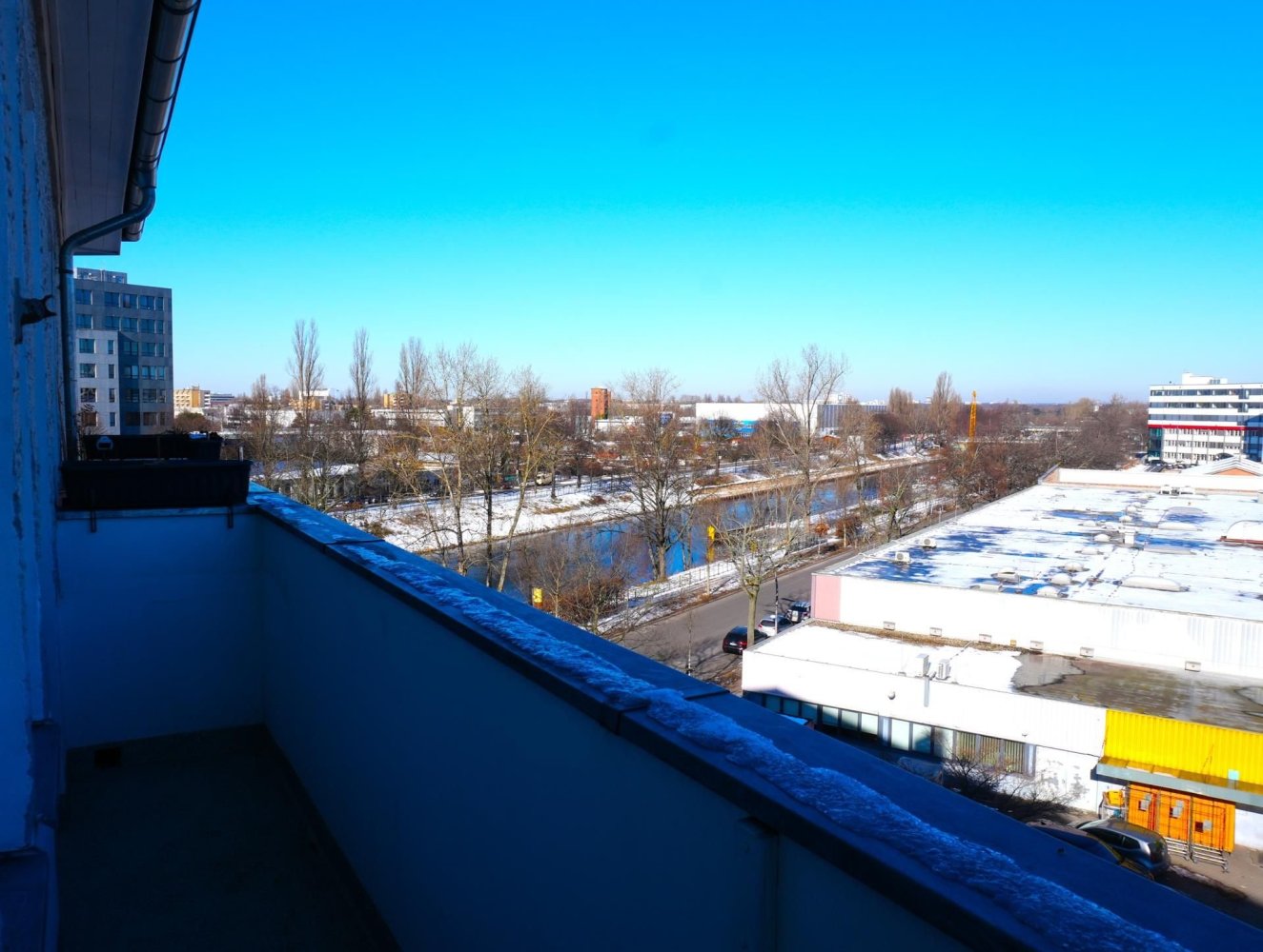 2 rooms Apartment in Moabit, Germany No. 33111