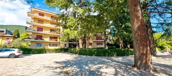 Apartamento de 4 habitaciónes en Gardone Riviera, Italy No. 40426 9