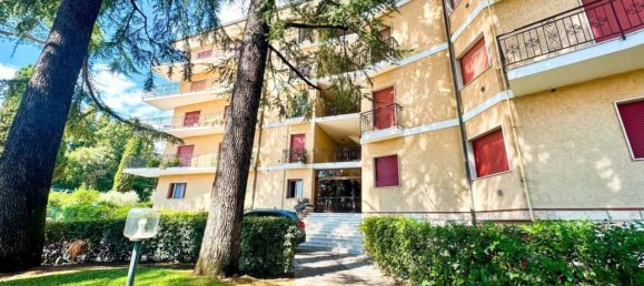 Apartamento de 4 habitaciónes en Gardone Riviera, Italy No. 40426 2
