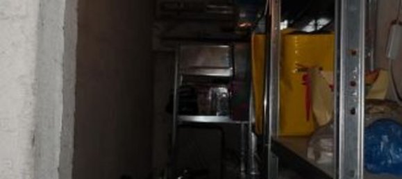 2-salle Appartement à Pioltello, Italy No. 227343 20