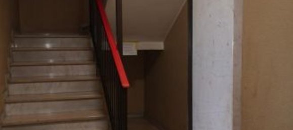 2-salle Appartement à Pioltello, Italy No. 227343 6