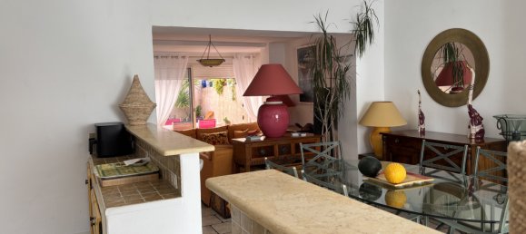 2 bedrooms House in Marseille, France No. 345746 4