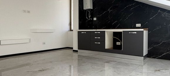 2 غرف نوم شقة في Limbiate, Italy رقم 361141 3